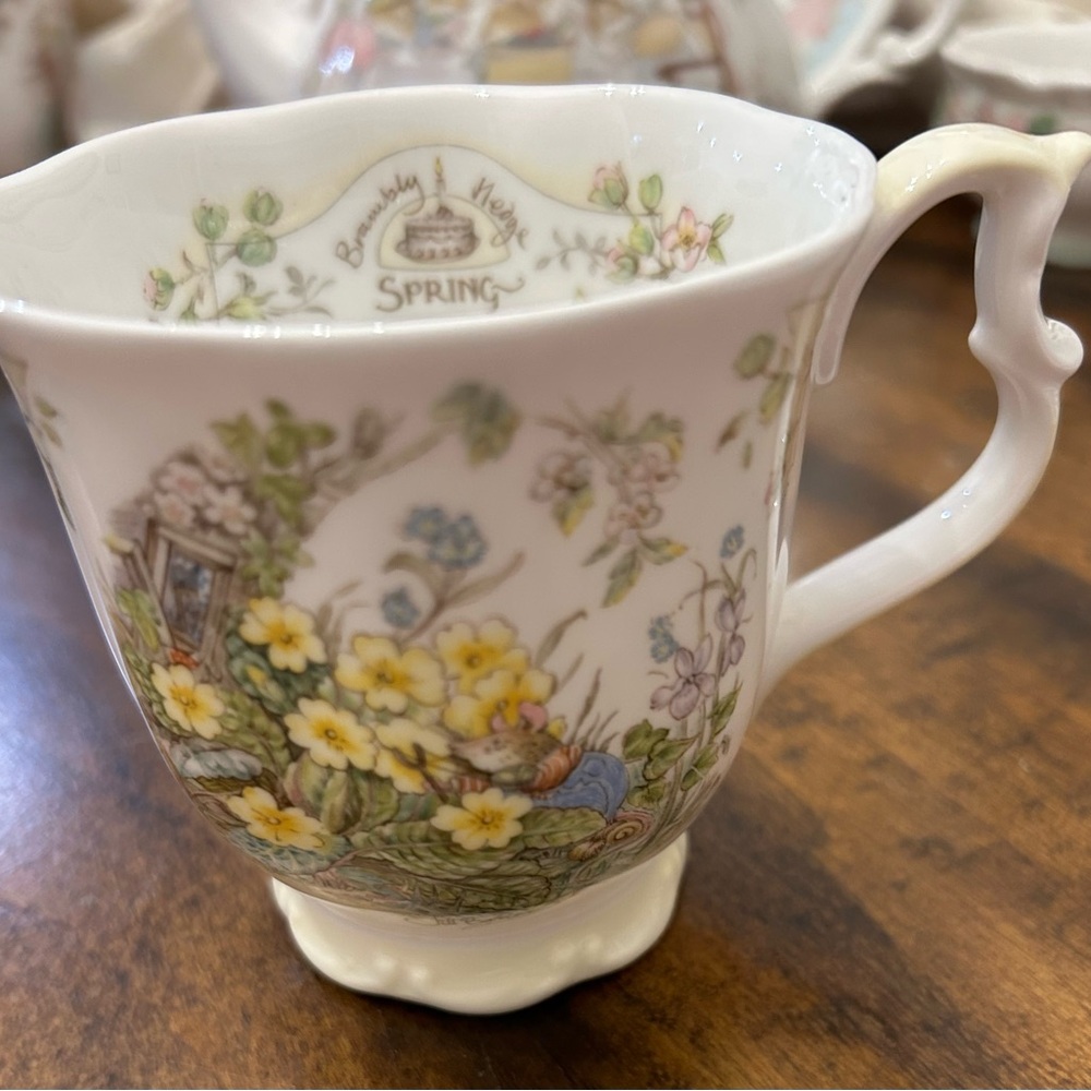 “Spring Beaker” From the Brambly Hedge Gift Collection, Jill Barklem 1983